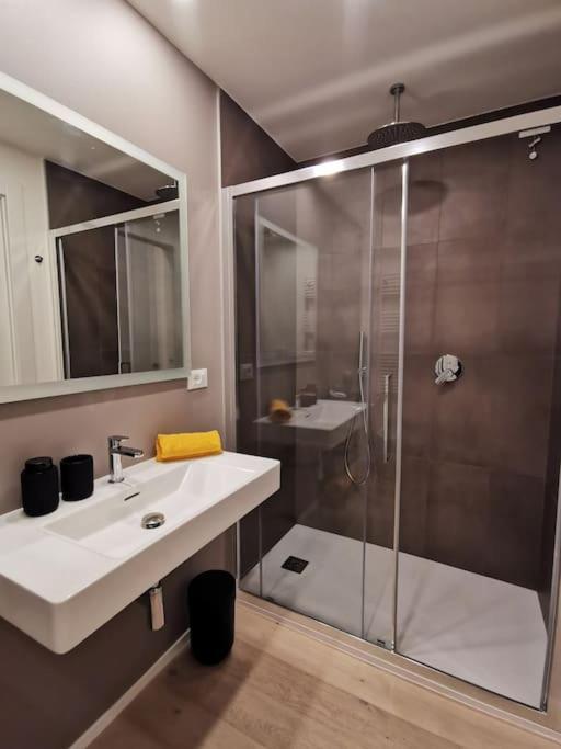 Navigli-bocconi Spazio Luce Design Appartement *